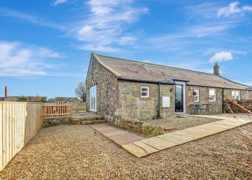 England Chathill Exterior Detail