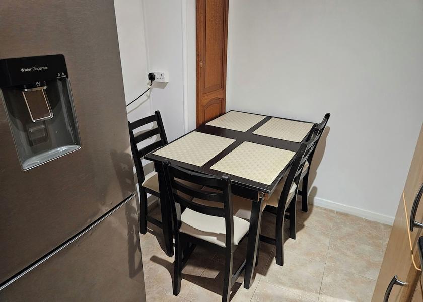 England Mitcham Dining Area