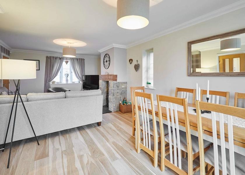 England Alnwick Room