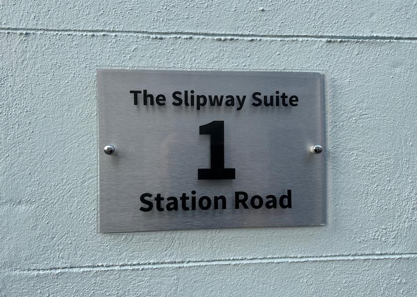 England Fowey Exterior Detail