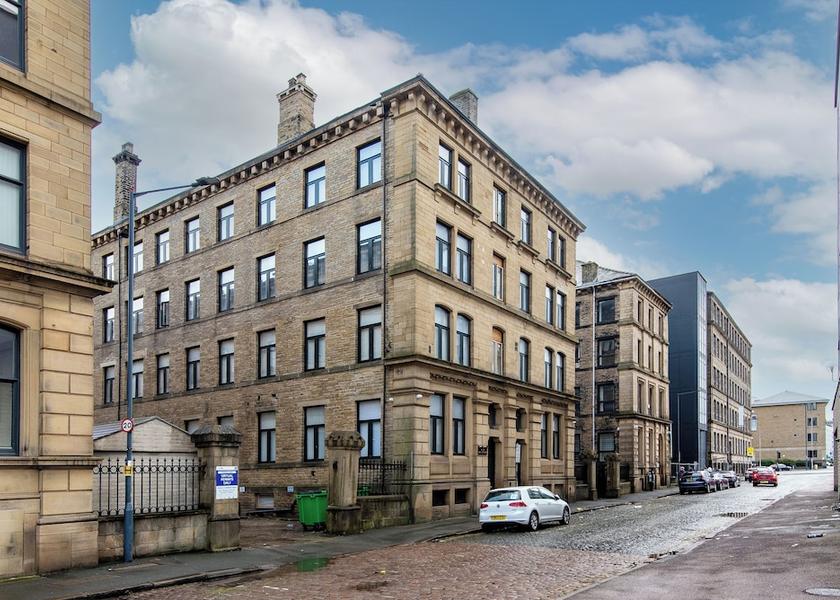 England Bradford Exterior Detail