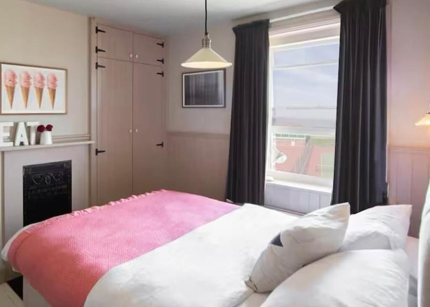 England Whitstable Room
