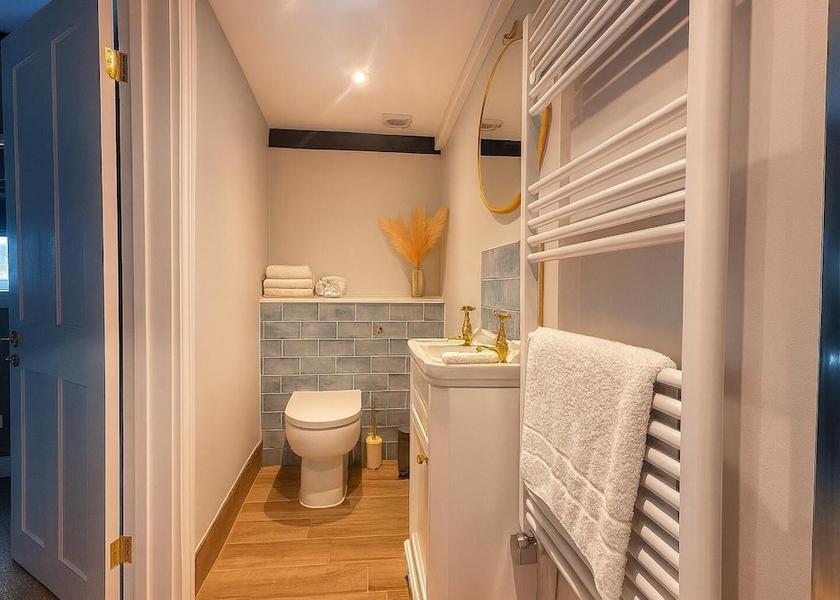 England Buntingford Bathroom