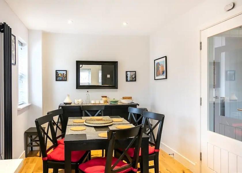 England Bicester Dining Area