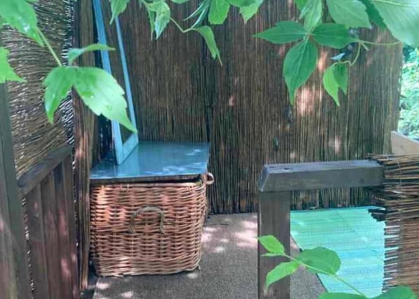 England Buxton Property Grounds