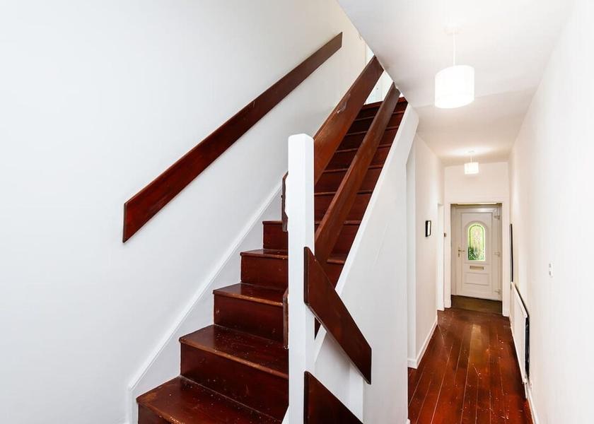 Scotland coatbridge Room