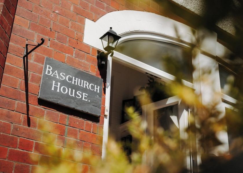 England Shrewsbury Exterior Detail