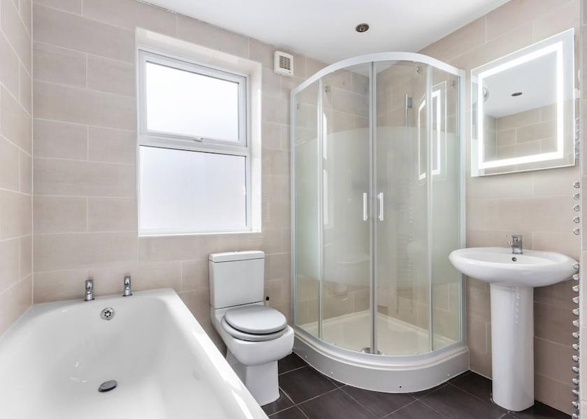 England South Croydon Bathroom