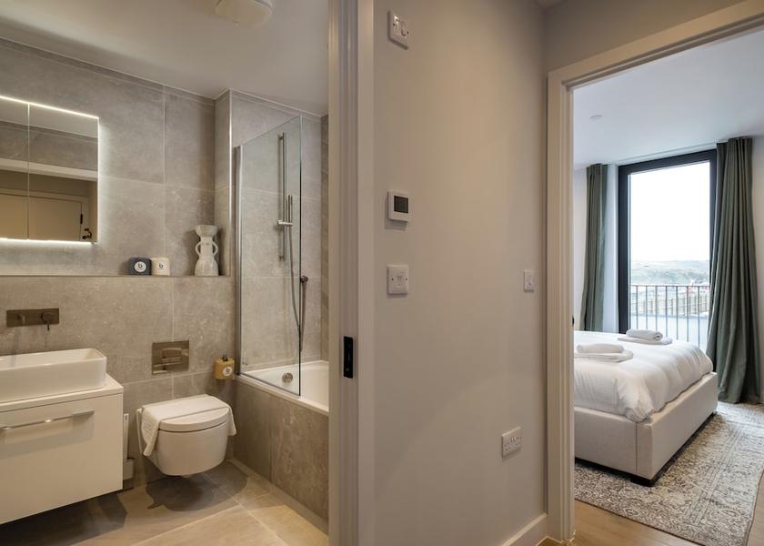 England Hayle Bathroom