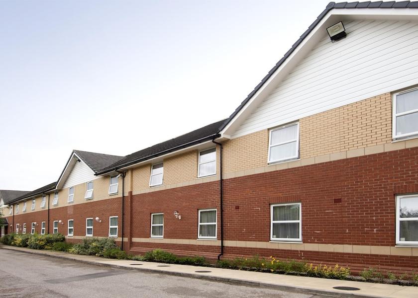 England Cleckheaton Exterior Detail