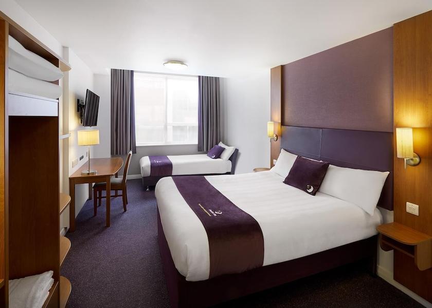 Wales Cwmbran Room