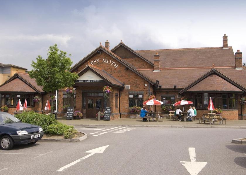 England South Croydon Exterior Detail