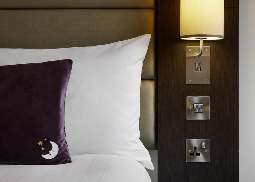 England Polegate Room amenity