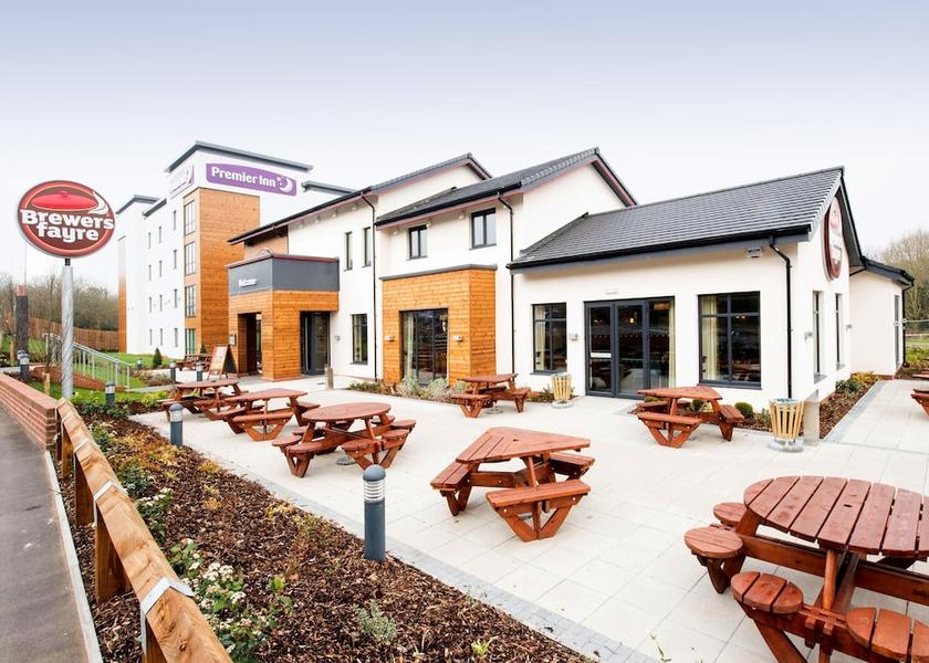 England Stourbridge Exterior Detail