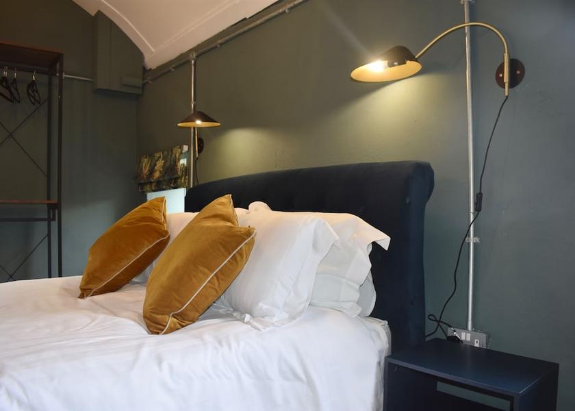 Wales Carmarthen Room