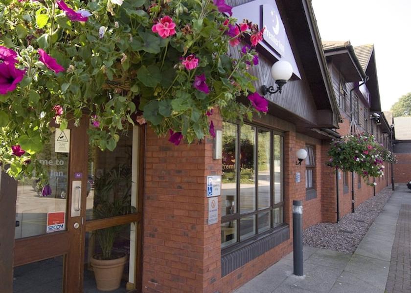 England Oldbury Exterior Detail