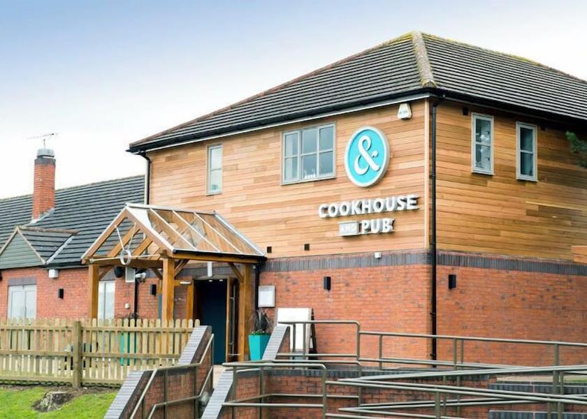 England Oldbury Exterior Detail