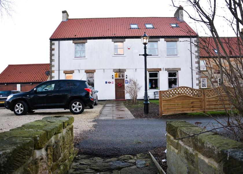 England Saltburn-by-the-Sea Front of property