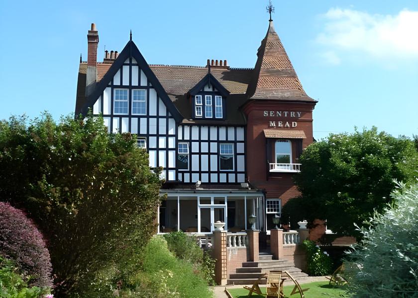 England Totland Bay Hotel Exterior