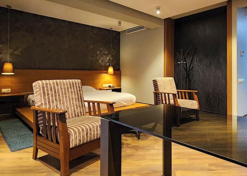  Tbilisi Room