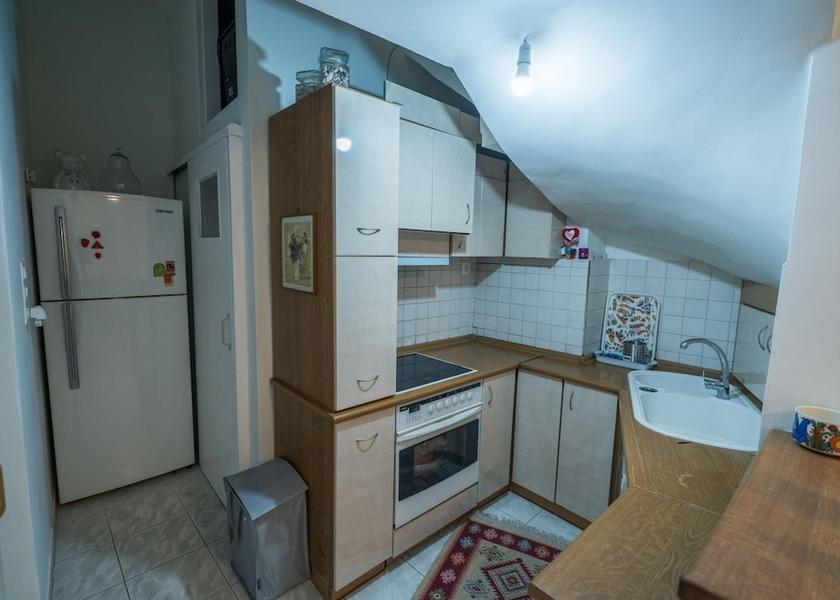 Attica Nikaia-Agios Ioannis Rentis Room