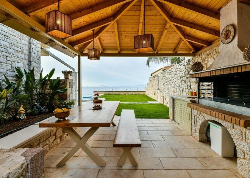 Peloponnese Epidaurus Room