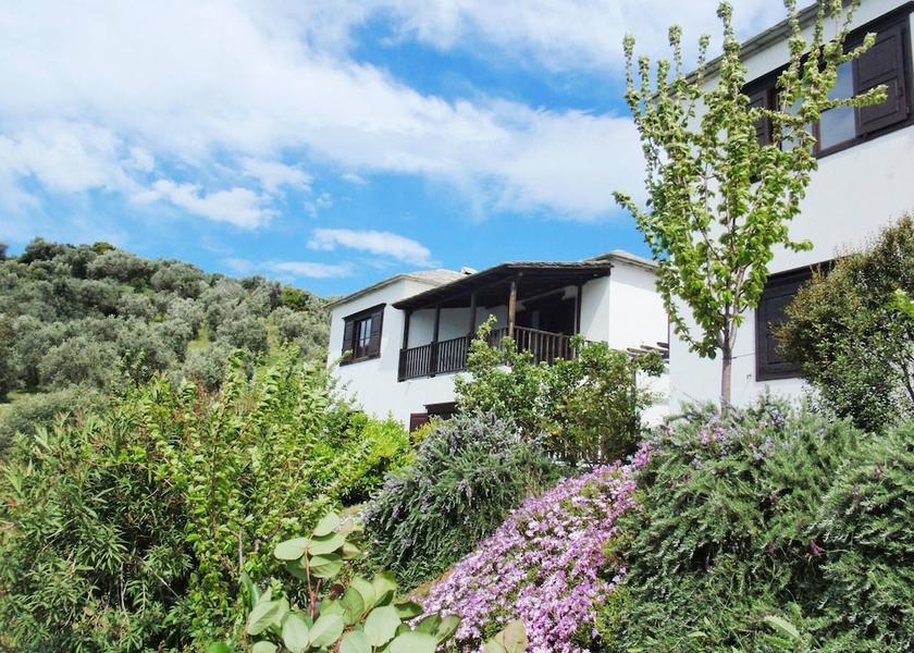 Thessalia South Pelion Facade