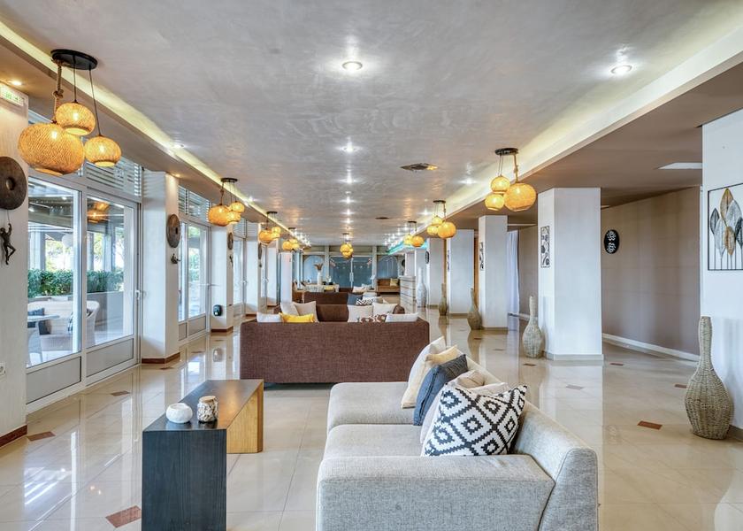 Peloponnese Region Xylokastro-Evrostina Lobby