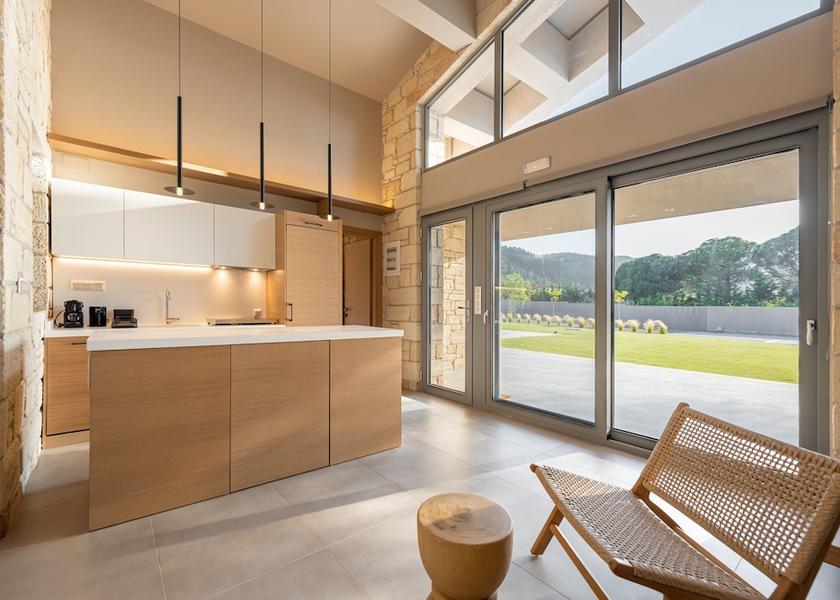 Eastern Macedonia and Thrace Sithonia Room