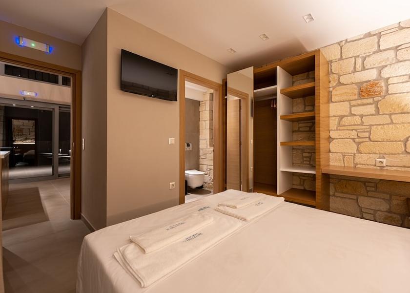 Eastern Macedonia and Thrace Sithonia Room