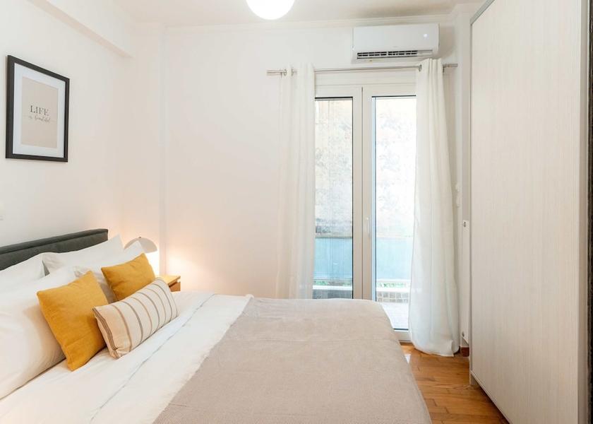 Attica Alimos Room