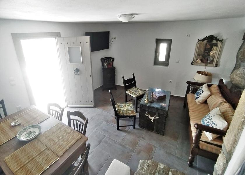 Central Greece Skiros Room