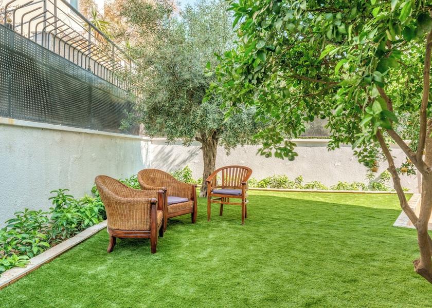 Attica Vari-Voula-Vouliagmeni Garden