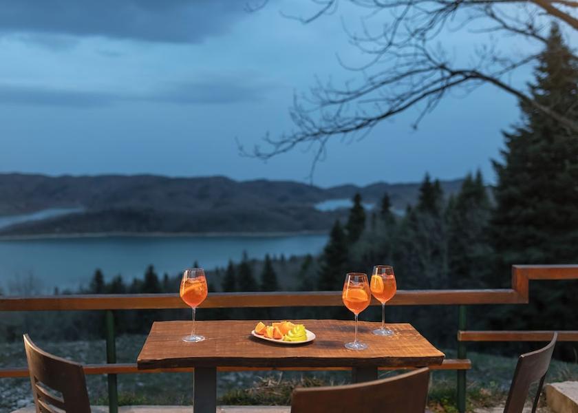 Thessaly Lake Plastiras Exterior