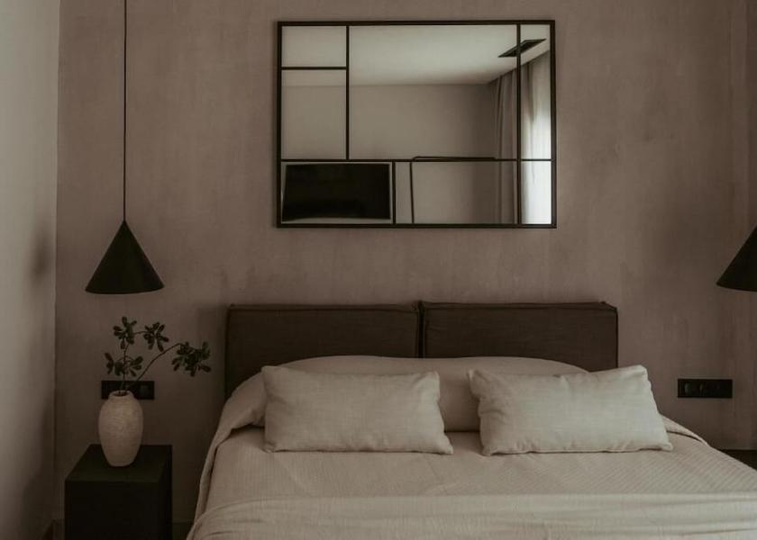 Eastern Macedonia and Thrace Sithonia Room