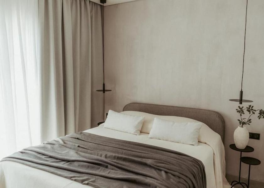 Eastern Macedonia and Thrace Sithonia Room