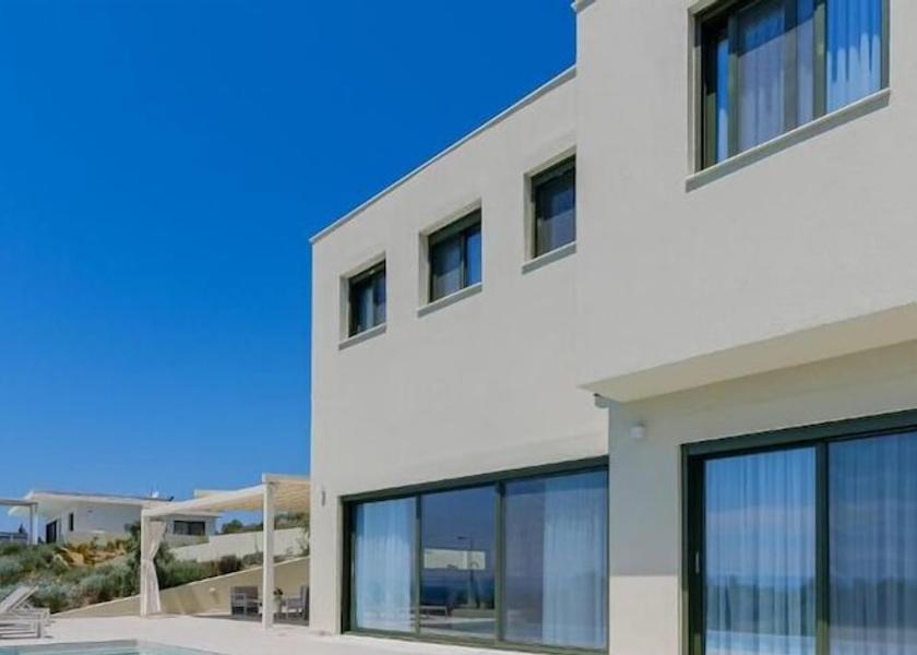 Eastern Macedonia and Thrace Sithonia Room