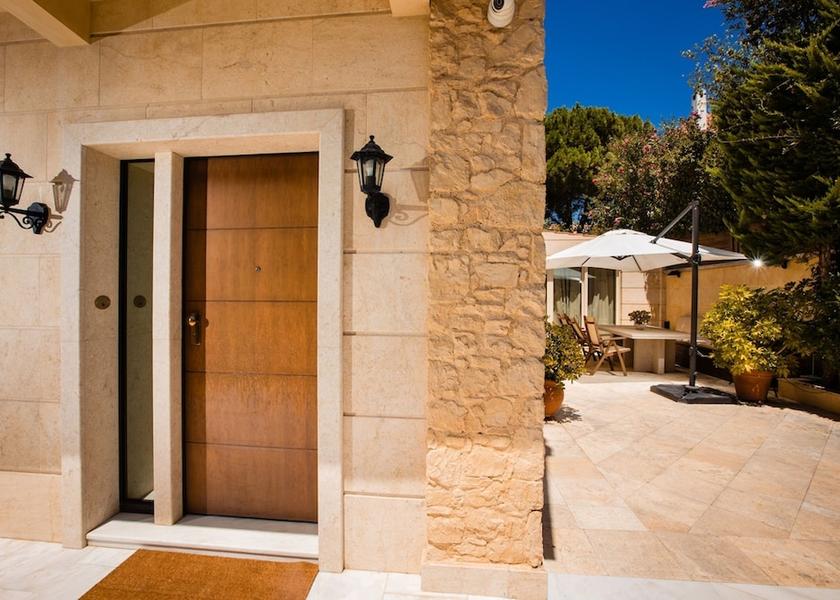 Attica Vouliagmeni Room