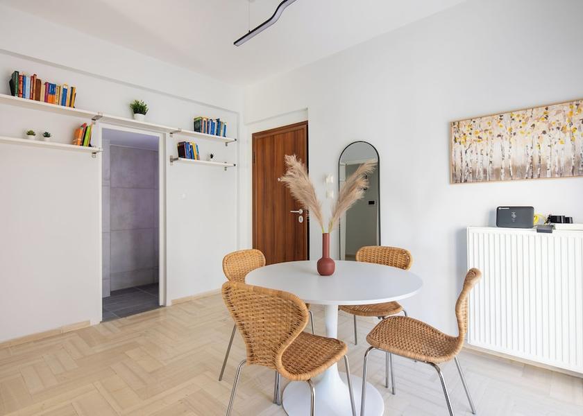 Attica Nea Smirni In-Room Dining