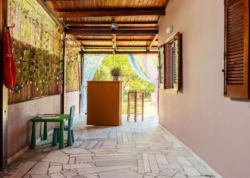 Crete Island Malevizi Room