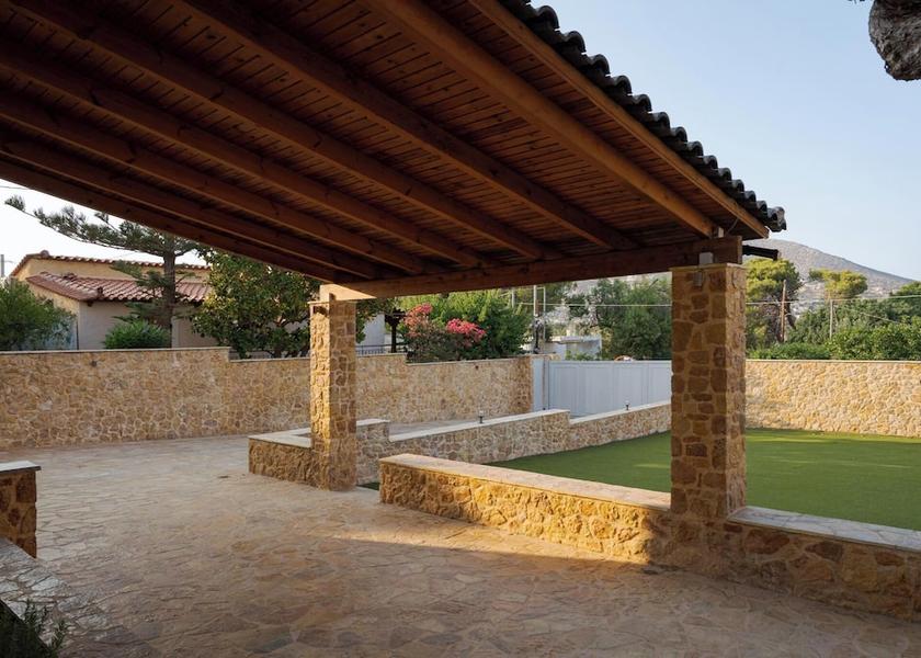 Attica Saronikos Exterior Detail