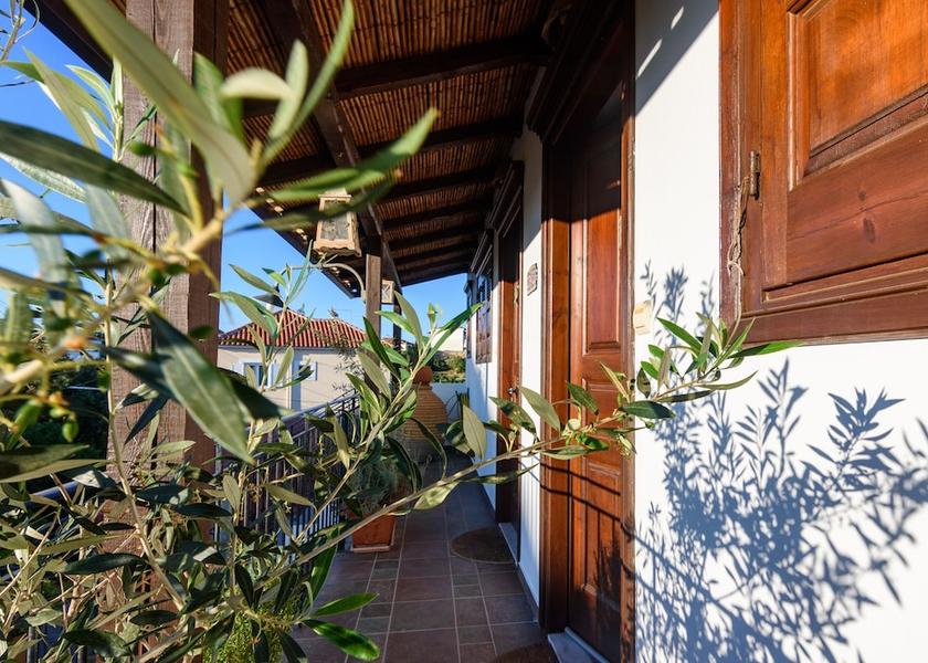 Peloponnese Pylos-Nestoras Exterior Detail