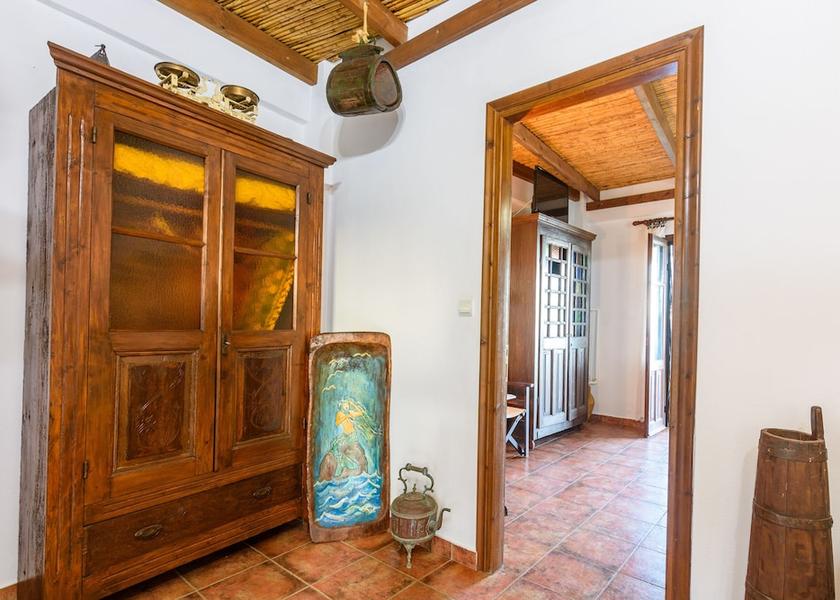 Peloponnese Pylos-Nestoras Interior Entrance