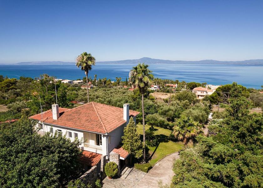 Peloponnese Kalamata Exterior Detail