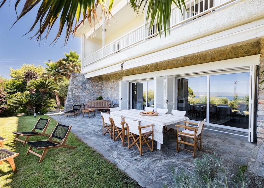 Peloponnese Kalamata Exterior Detail