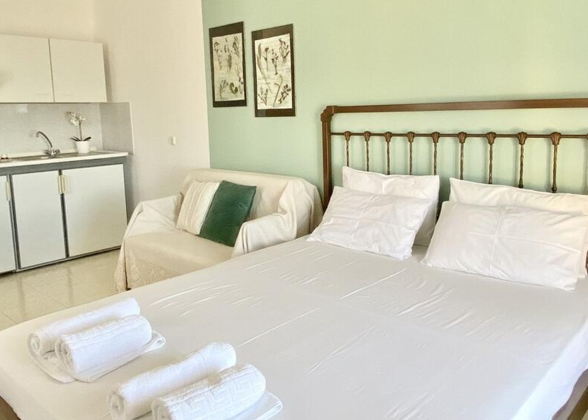 Central Greece Mantoudi-Limni-Agia Anna Room