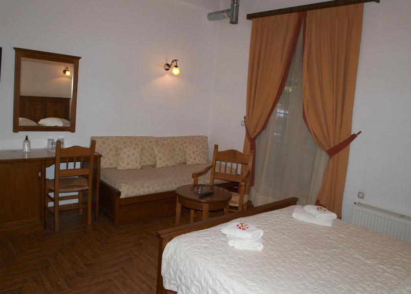 Thessaly Zagora-Mouresi Room