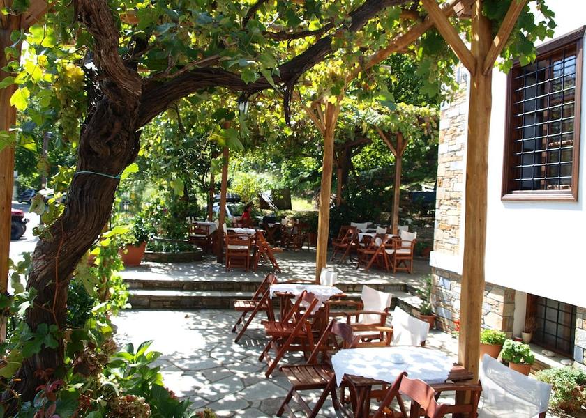Thessaly Zagora-Mouresi Room