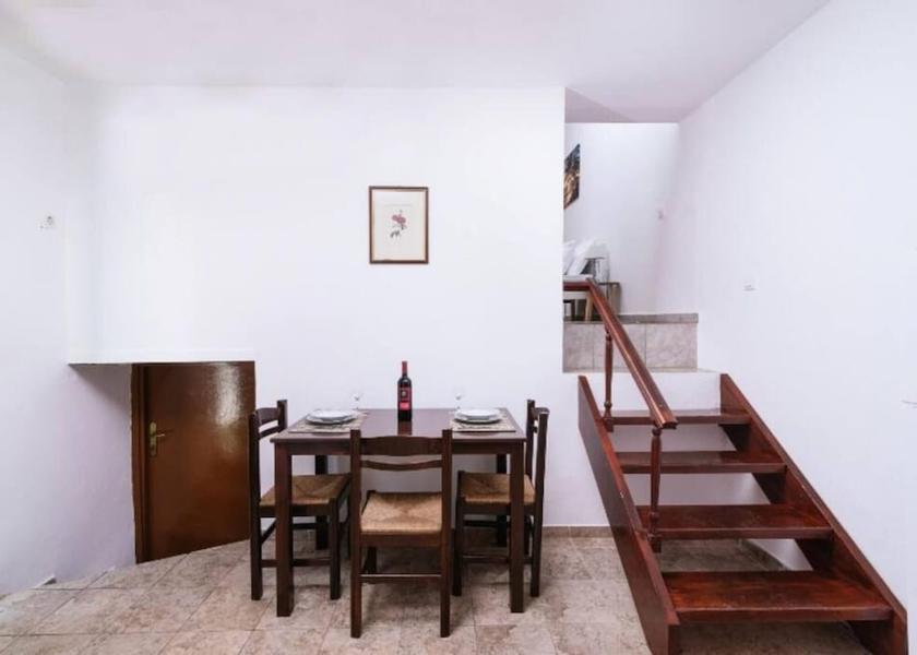 Crete Island Faistos Room