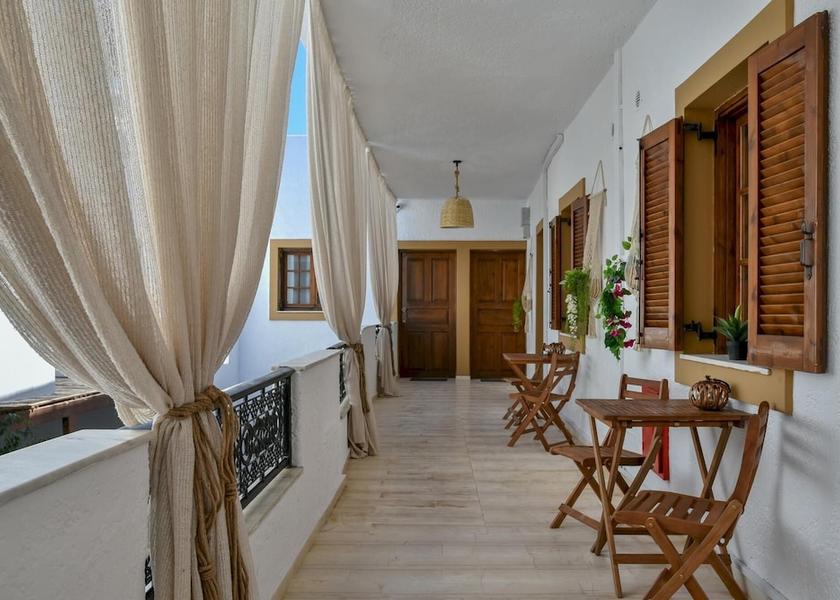 Crete Island Malevizi Room